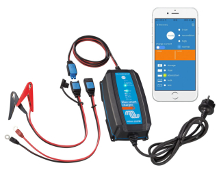 Chytrá nabíječka baterií BlueSmart 12V/4A IP65